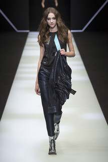 Emporio Armani Fall 2018 Ready-to-Wear , Emporio Armani осень зима 2018 , Fashion show , неделя моды в Милане , MFW , Mainstyles